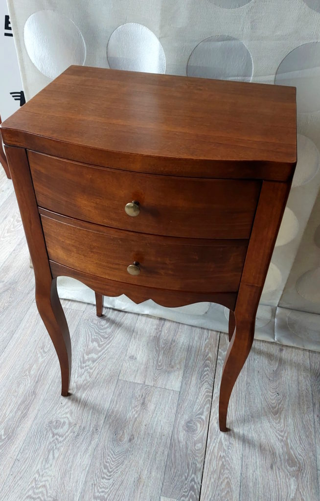 art.698 night table
